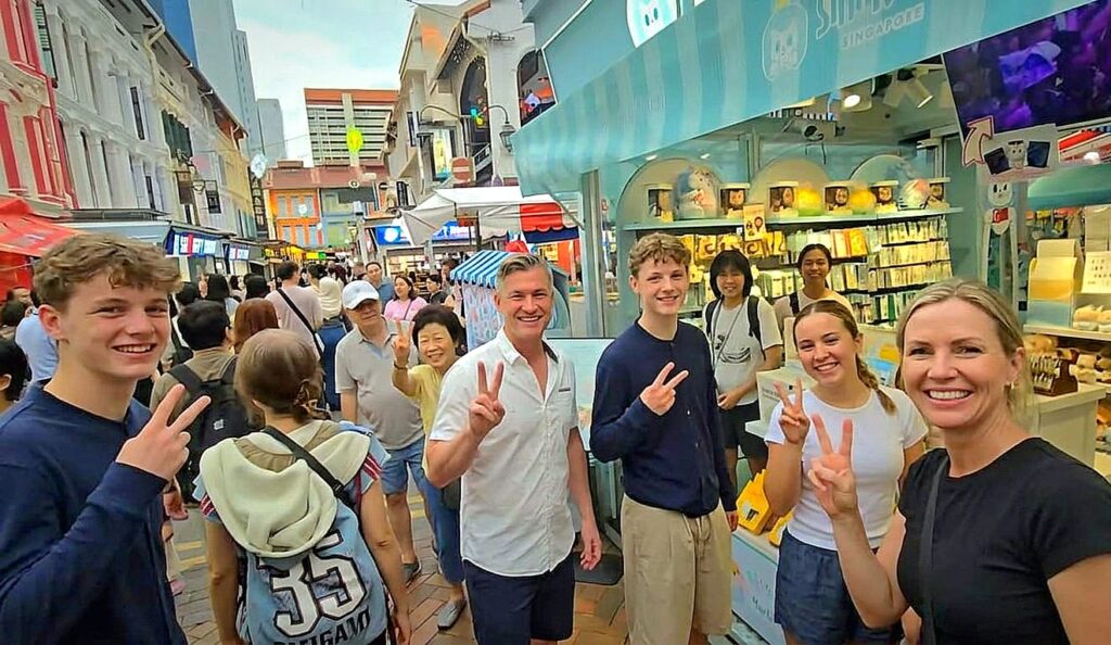 chinatown souvenir shop singapore